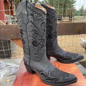 Circle G black filigree boots size 11